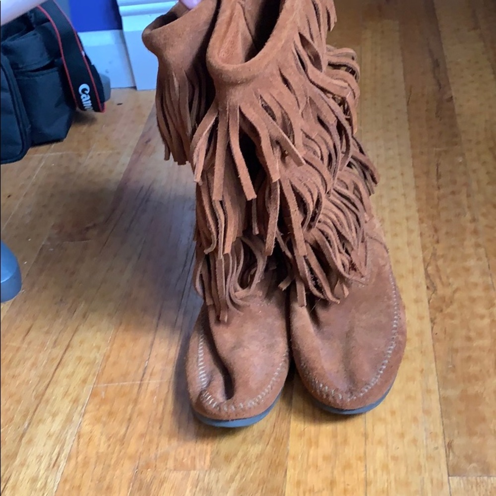 Minnetonka fringe boots.